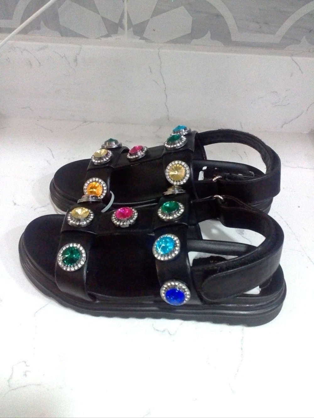 Kurt Geiger Orson Crystal Sandals Rainbow Metallic Big Kids Size 3